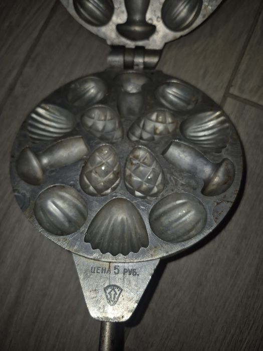 Срср форма для випікання печива на газу шишки горішки грибочки ракушки