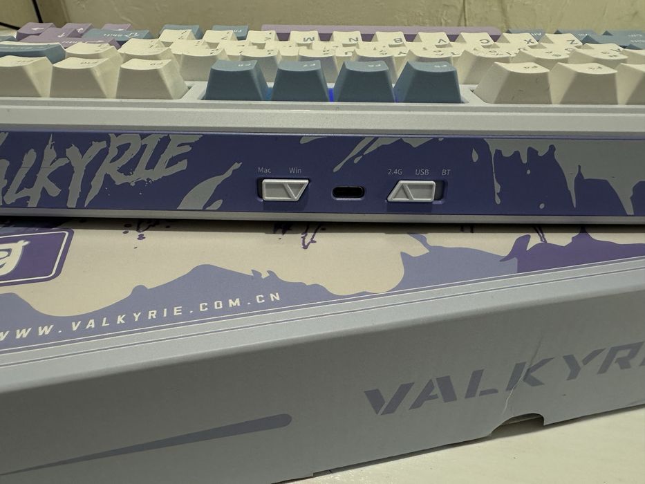 Механічна клавіатура - Valkyrie VK75 phantom