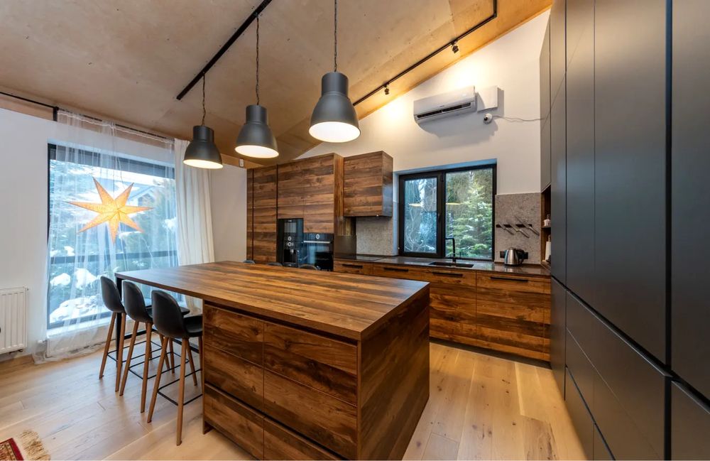 Будинок Зазимʼє 132 кв.м 6 соток Ремонт