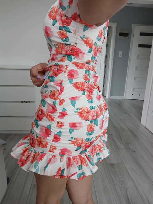 Sukienka Shein S bufki falbany kwiecista marszczona hit jak nowa