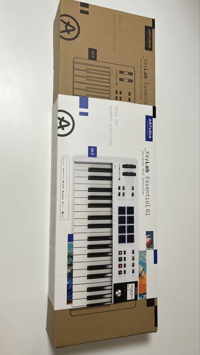Міді клавіатура Arturia KeyLab Essential 61 Mark 3