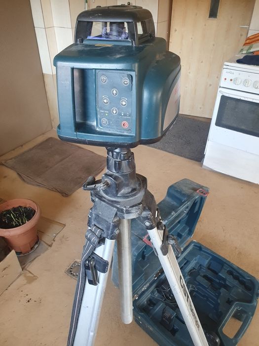 Sprzedam niwelatory laserowe boschBL200 GL