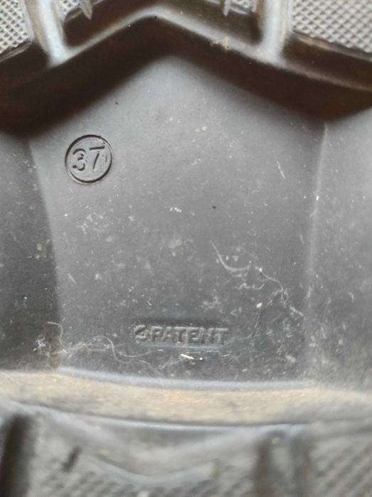 Туфлі для жінок чорного кольору