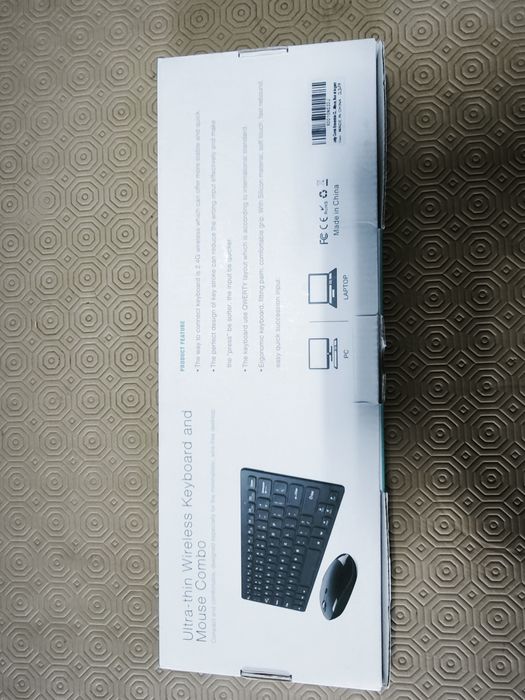 Comb teclado e rato ultrafino Jelly