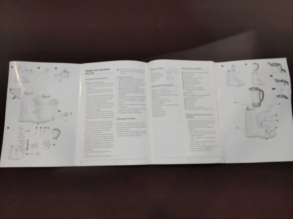 Robô de cozinha Silvercrest KH 701 para reparação / peças