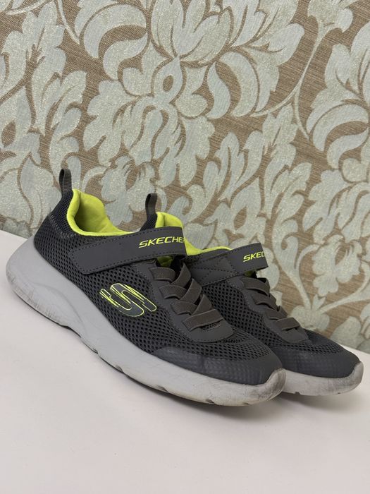 Кросовки Skechers