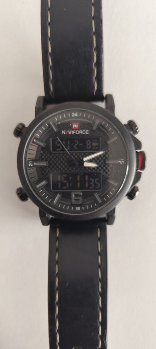 Продам годинник Naviforce