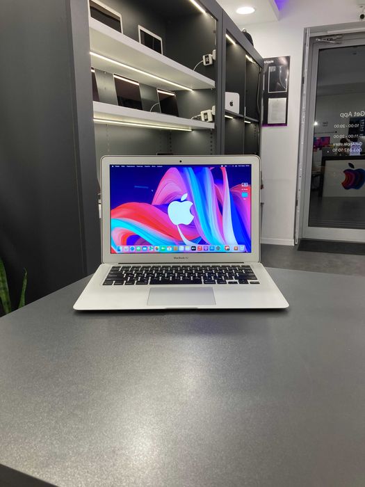 MacBook Air 13 2015 i6 4GB | 256GB • 84732