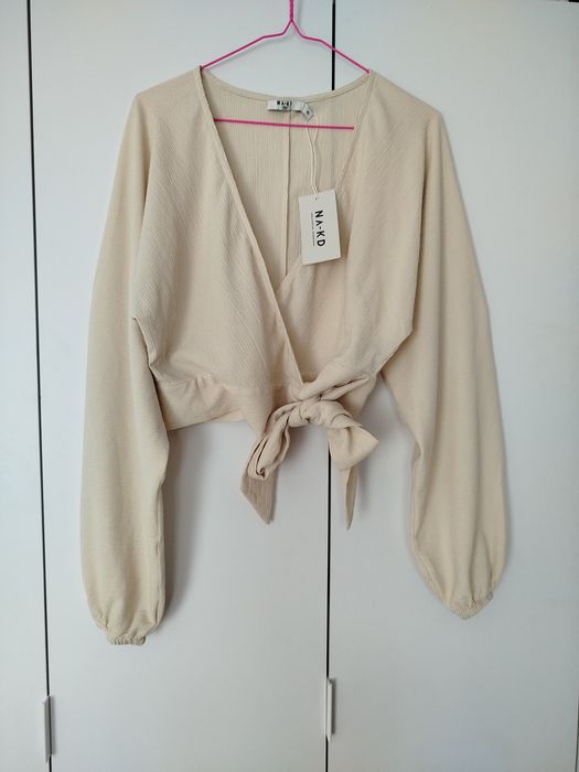 Блузка NA-KD новая