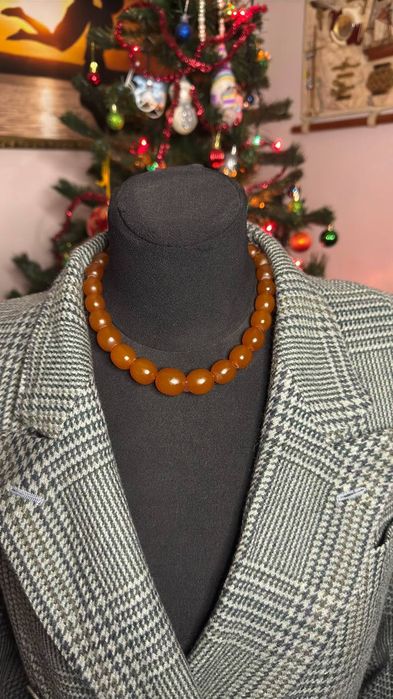 Винтажные янтарные бусы, медовый янтарь.Кольє бурштин вінтаж.