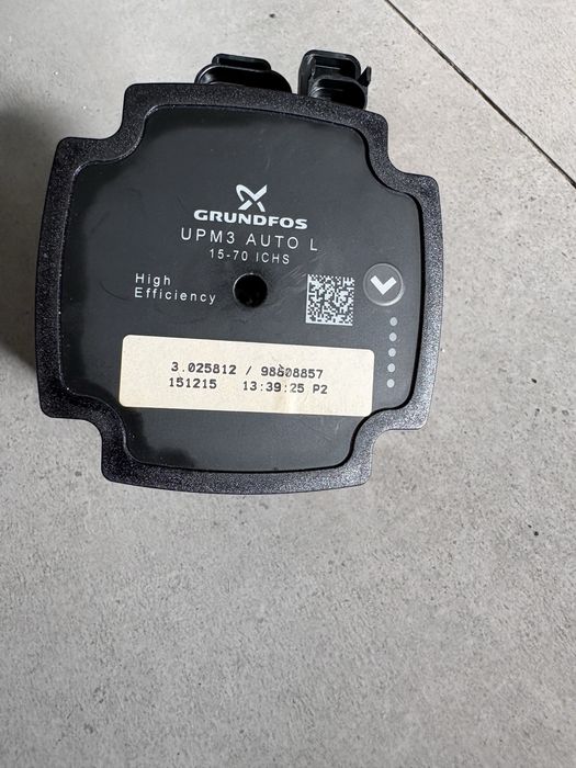 Silnik pompu Grundfos UPM3