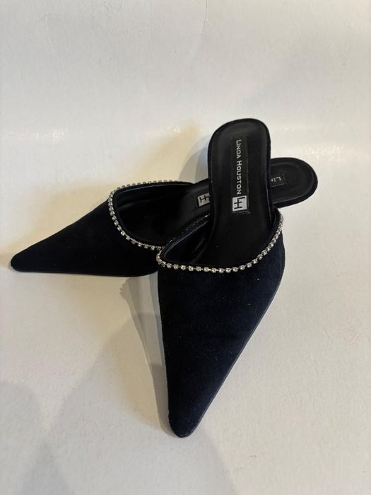 Sapato elegante aberto atrás tamanho 36