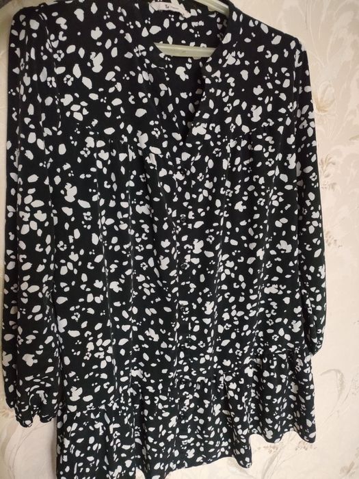 Сучасна  жіноча сукня TU