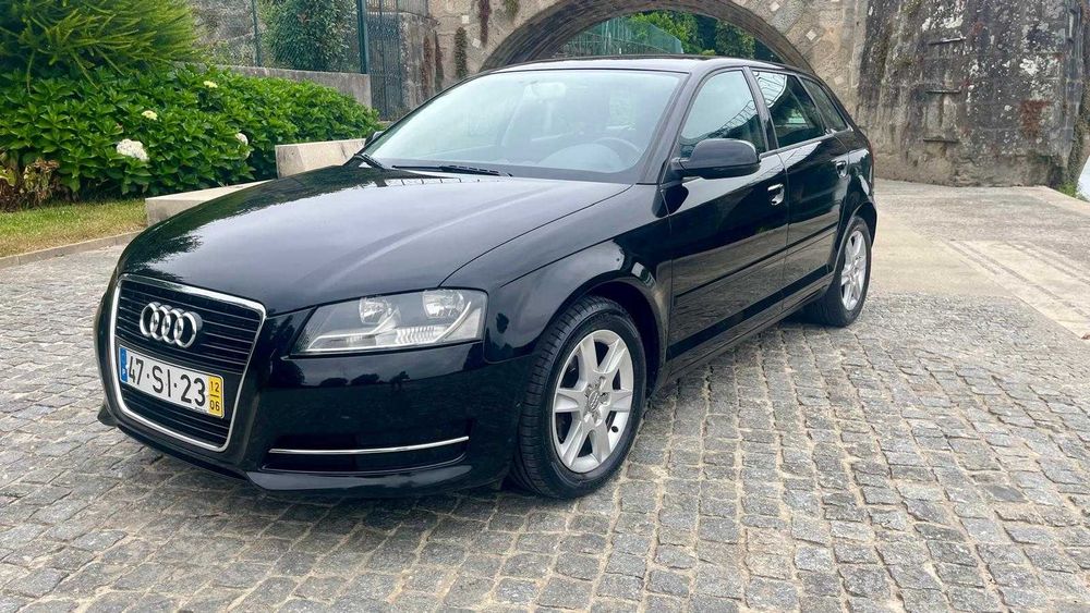 Audi A3 1.6 TDI - Caixa Automática