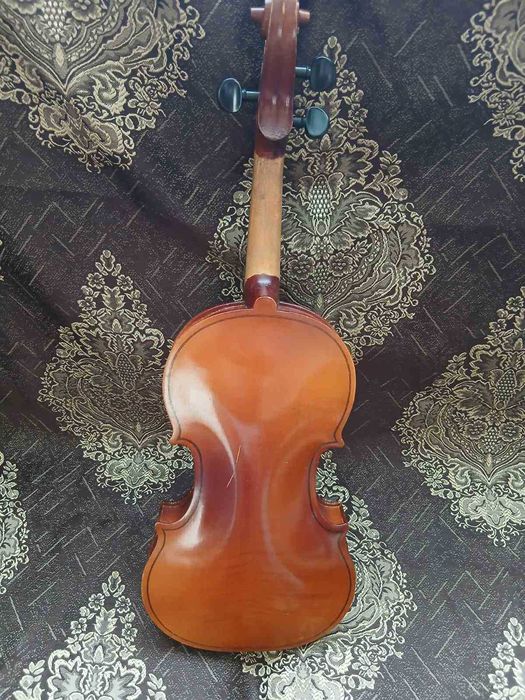 Скрипка Страдивари)