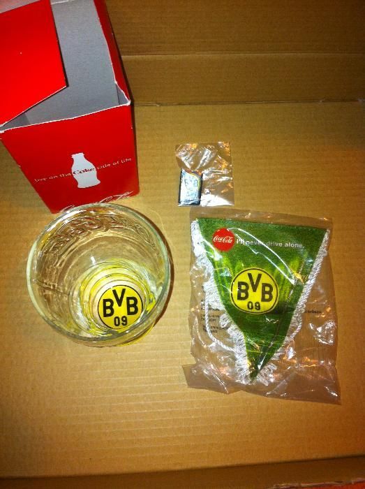 Coca Cola Borussia Dortmund copo + pin + galhardete
