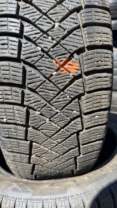 215/55/18 PirelliICE Zero