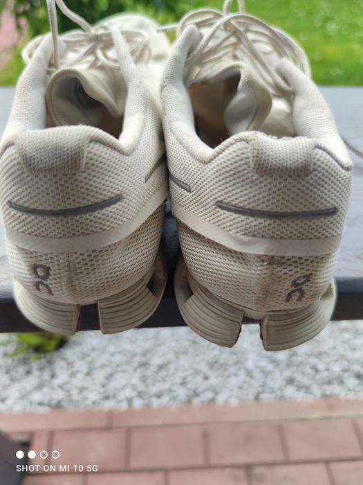 Buty sportowe męskie 42.5