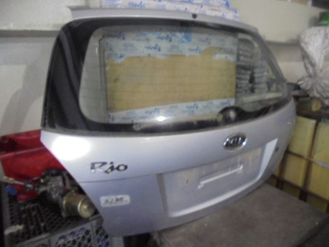 Porta / tampa da mala KIA Rio II (JB)