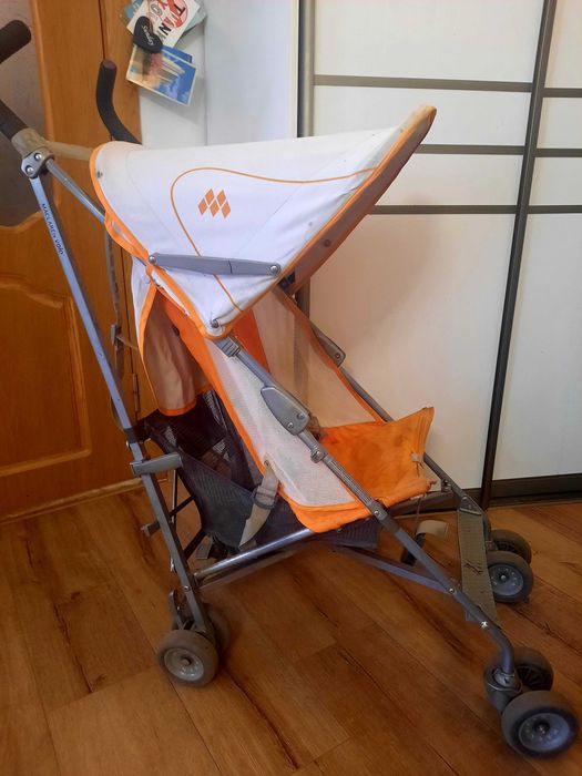 Коляска Maclaren Volo