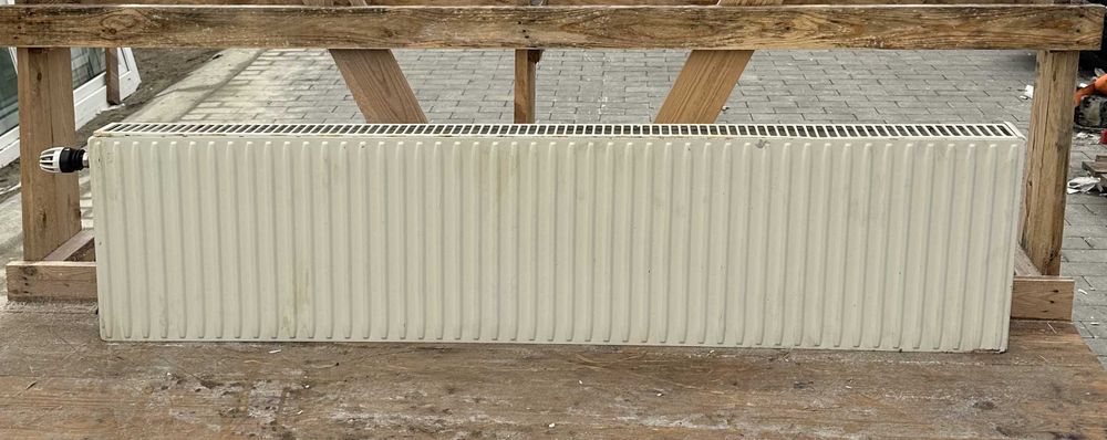 Grzejnik Używany 160x40 c22