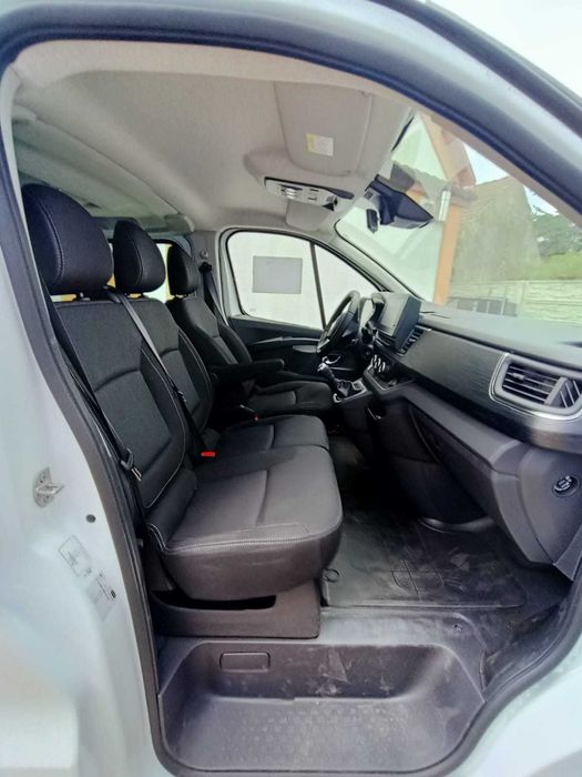 Komfortowy Bus 9-osobowy - Wynajem dla Firm i Prywatnych - Wrocław