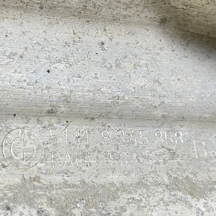 Бідсилювач бампера BMW 530 E-39