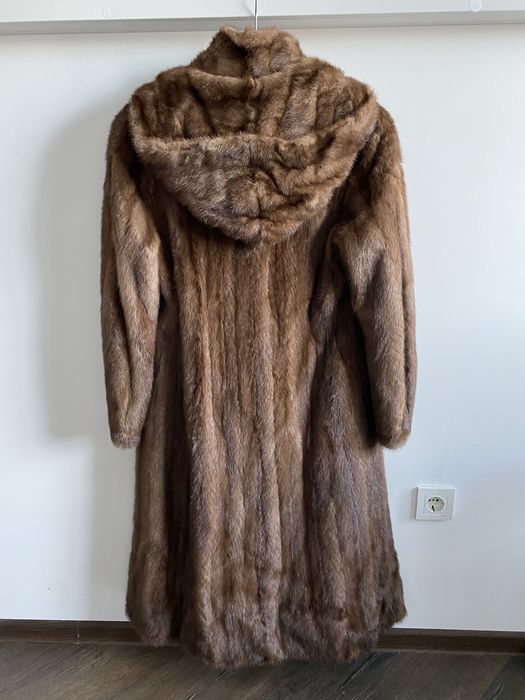 Шикарна норкова шуба (Helsinki)