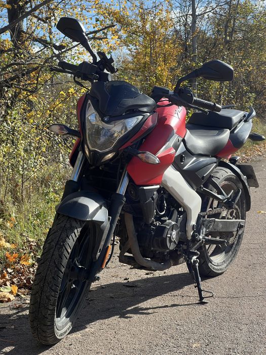 Bajaj pulsar ns200