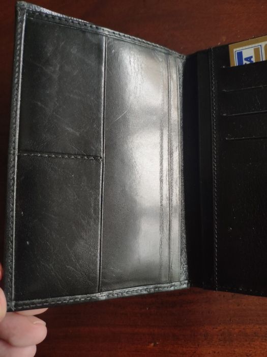 Carteira de homem em pele preta (novo)