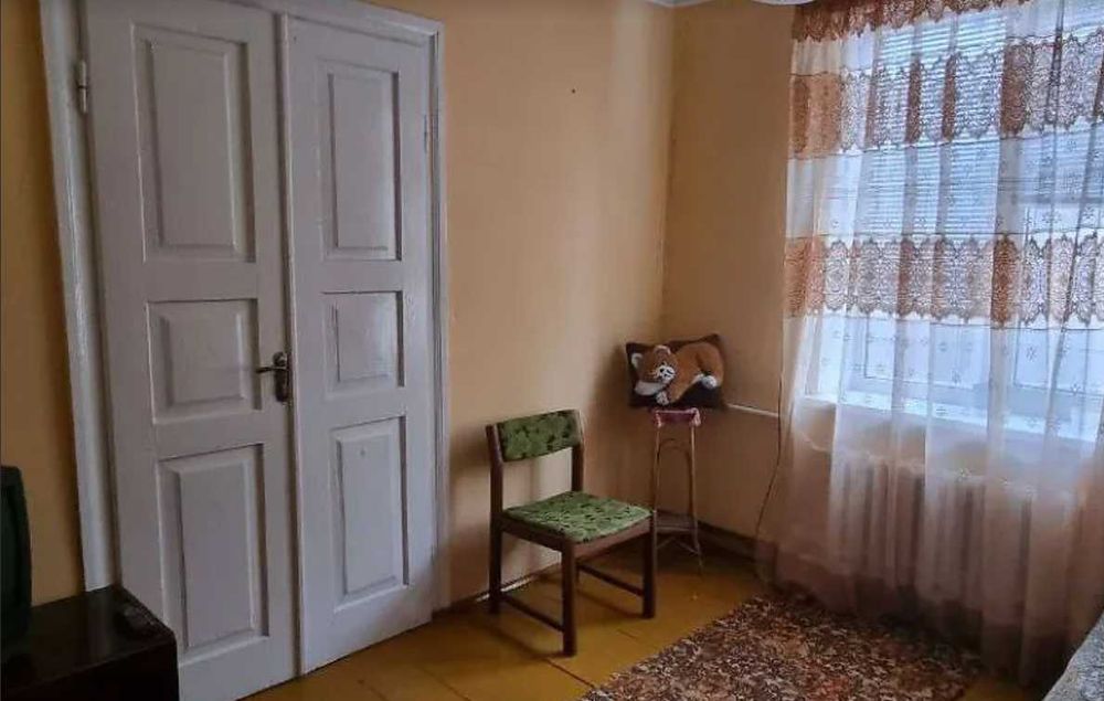 ₴ Продаю частину будинку в Колоденці