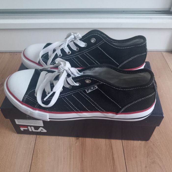 Buty FILA trampki nowe chłopięce czarne rozmiar 40