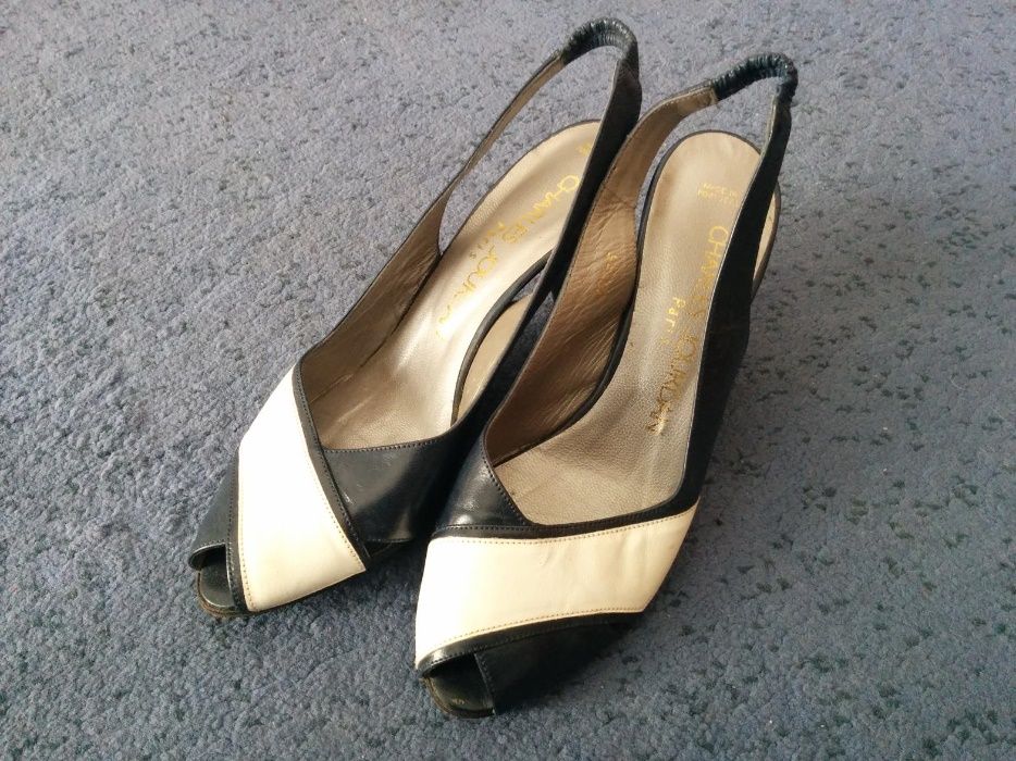 Sapatos salto alto (Charles Jourdan)