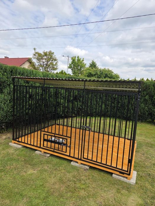 Kojec dla psa. Szybkie terminy realizacji. Solidnie wykonany.