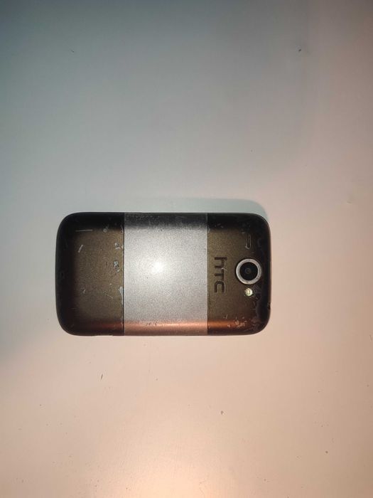 Retro telefon HTC Wildfire