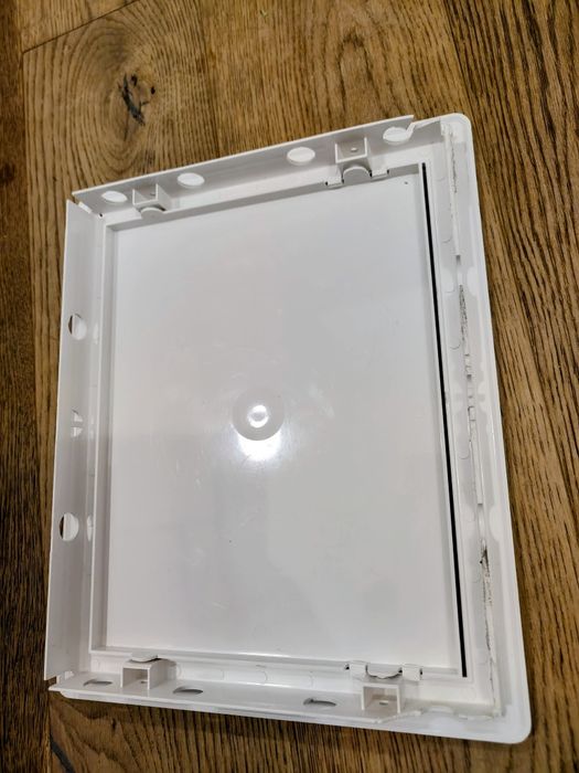 Drzwiczki rewizyjne białe 27 cm x 22 cm