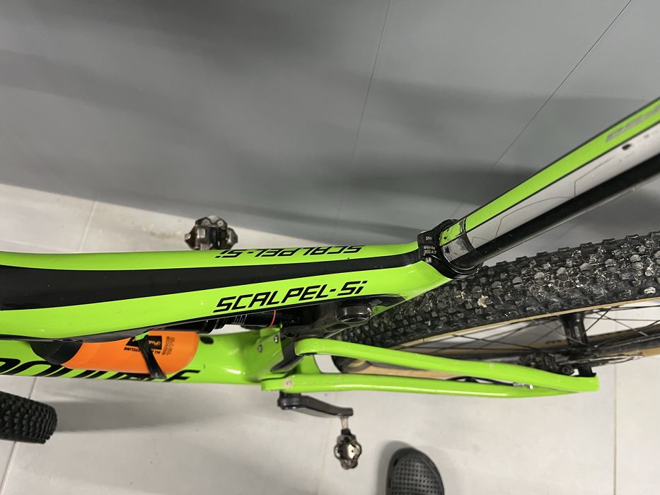 Bicicleta btt da marca cannondale