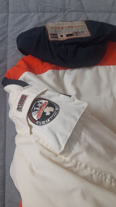 Fato de ski  Napapiri com luvas e gorro NOVO