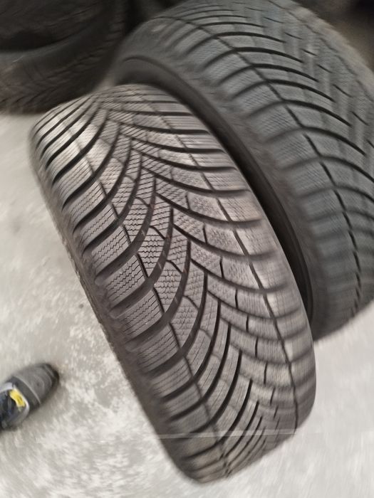 2 opony Semperit zima 225/55/R17 jak nówki 2023 rok.