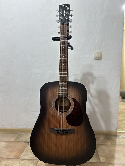 Продам акустичну гітару CORT EARTH 60