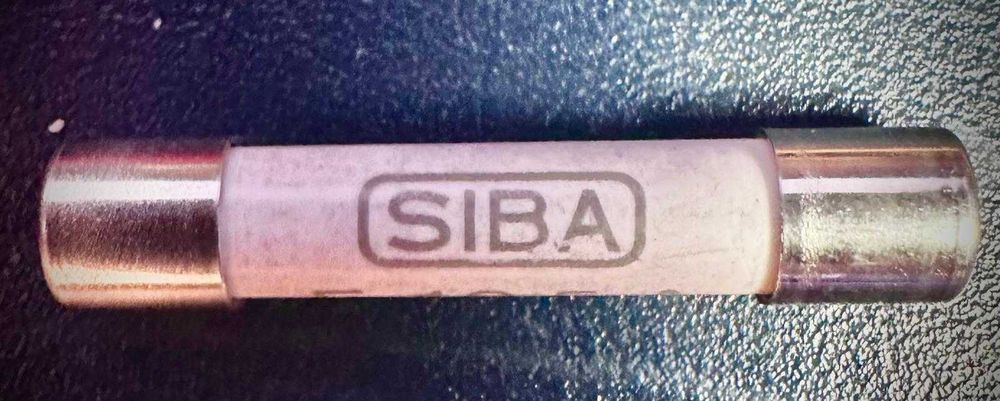 SIBA F12,5A H 500V – 9 szt. bezpieczniki ceramiczne PREMIUM – NOWE