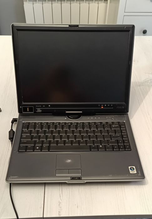 Laptop tablet ASUS R1E uszkodzona bateria