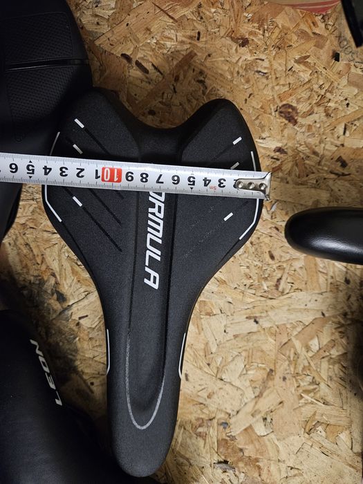 Седло NUANCE LITE Venec Merida Leon Formula Azimut