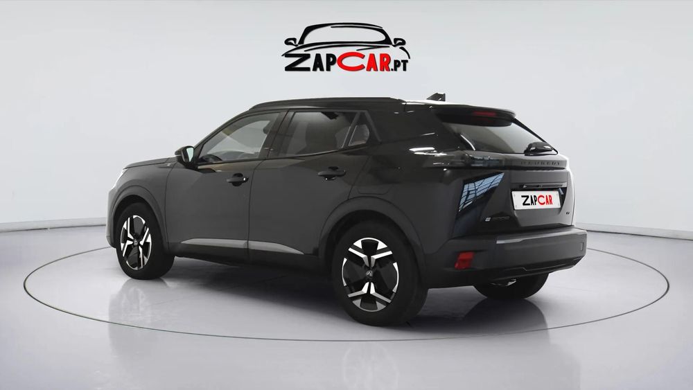 Peugeot e-2008 54 kWh GT
