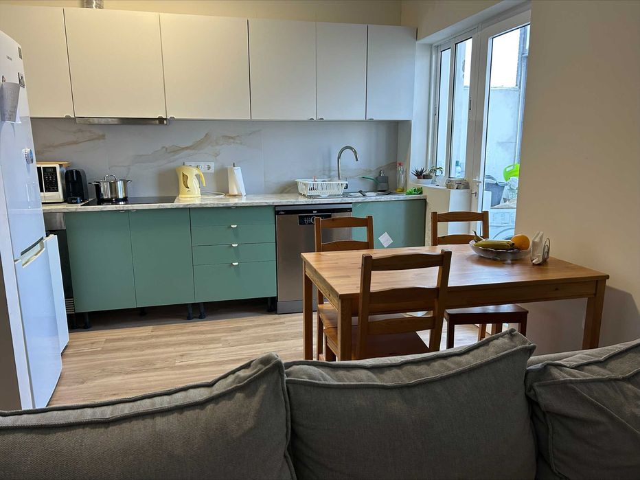 Quarto a estudante, em T2_Próximo da FEUP, FEP, FMP e Metro Salgueiros