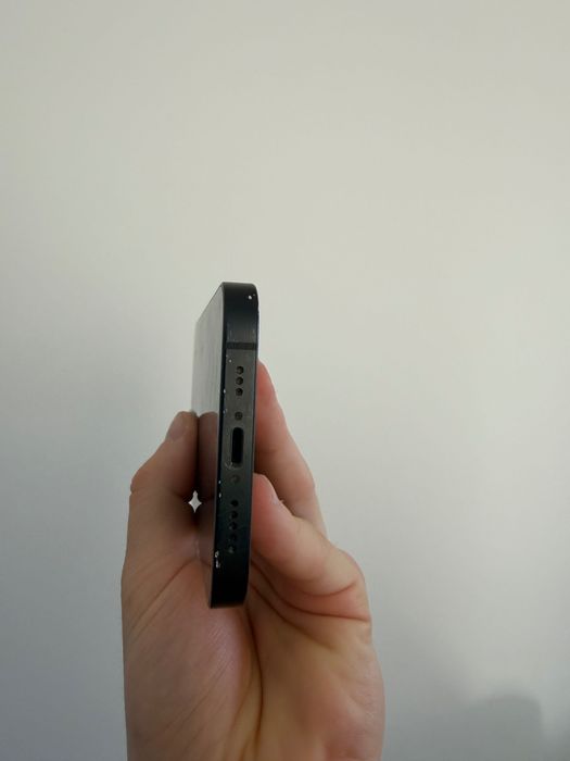 Iphone 13-bardzo dobry stan-86%