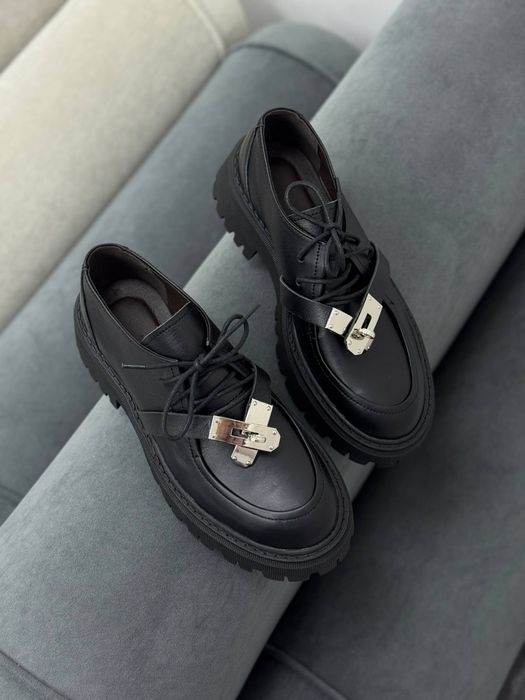 Трендові дербі для дівчат