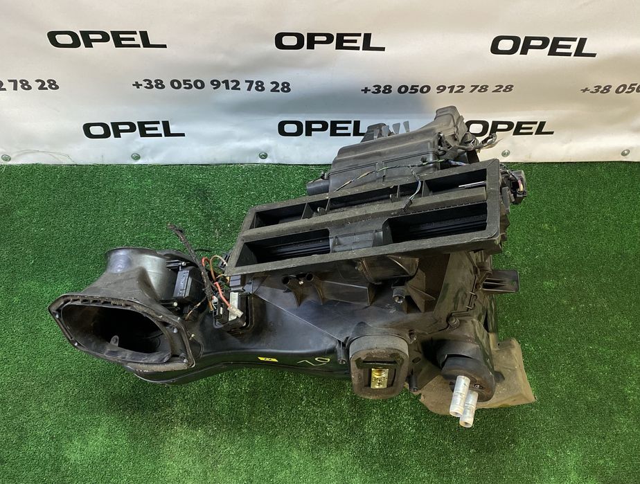 Печка корпус в зборі Opel Astra H Zafira B