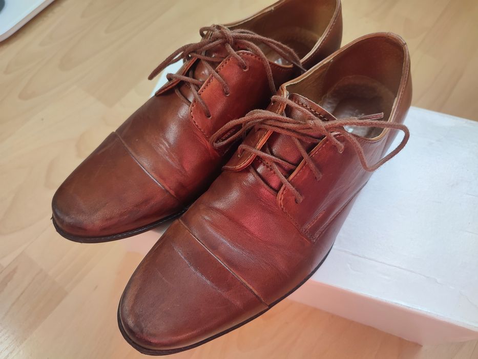 Buty komunijne skórzane