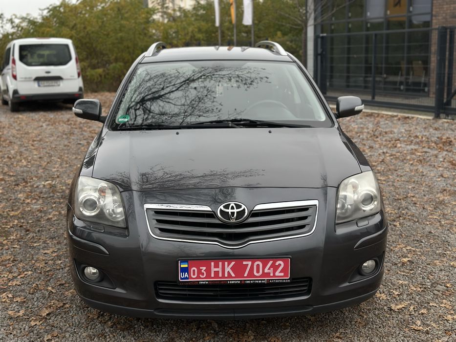 Продам Toyota Avensis 2006